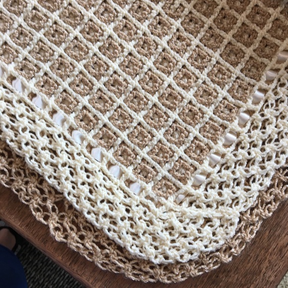 Beautiful Hand Made Crochet Two Layered Baby Blanket. - Picture 5 of 8